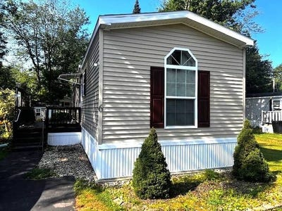 /international/us/6-bayberry-drive-old-orchard-beach-me-110101221215/?lang=de
