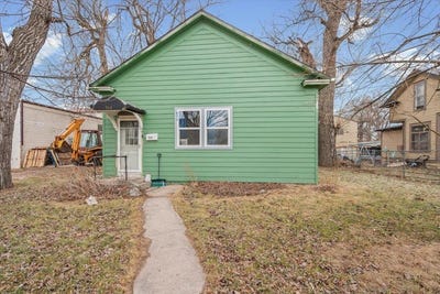 /international/us/914-state-street-belle-fourche-sd-110104970204/
