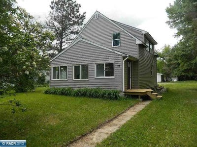/international/us/117-front-street-littlefork-mn-110108733914/