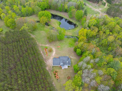 /international/us/11050-thirteen-mile-road-bear-lake-mi-110100836550/?lang=zh-cn