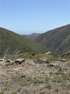 /international/us/12110-yellow-hill-road-malibu-ca-110101177300/