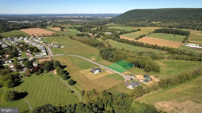 /international/us/661-montclair-lane-boalsburg-pa-110120026818/