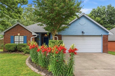 /international/us/900-willow-court-siloam-springs-ar-110108353654/
