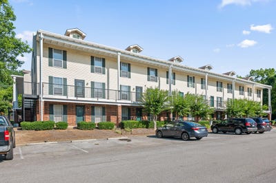/international/us/900-mountain-creek-road-chattanooga-tn-110100455646/