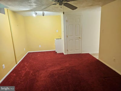 /international/us/40-white-pine-court-cockeysville-md-110101400037/