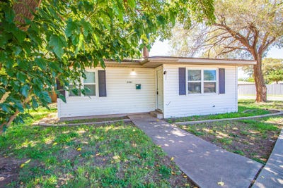 /international/us/3721-31st-street-lubbock-tx-110106811309/