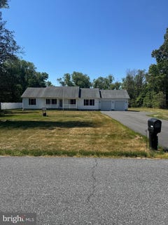 /international/us/6461-pleasant-drive-laurel-de-110108393228/