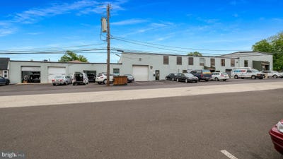 /international/us/400-lincoln-avenue-hatboro-pa-110108300256/