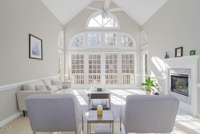 /international/us/102-blackford-court-durham-nc-110108093836/