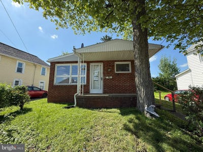 /international/us/134-oilwell-street-w-saint-marys-pa-110100418095/