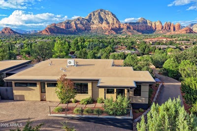 /international/us/2405-roadrunner-road-sedona-az-110120461556/