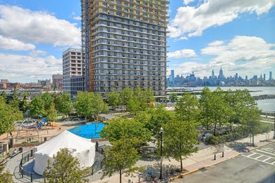 /international/us/2-shore-lane-jc-downtown-nj-110108552252/