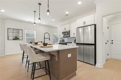 /international/us/546-feldspar-way-lawrenceville-ga-110109844762/