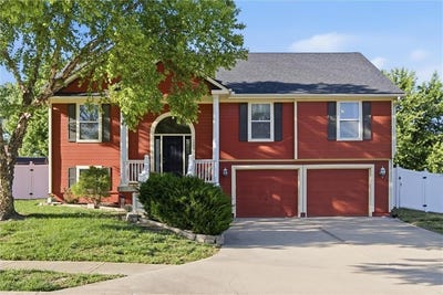 /international/us/1209-ashford-street-pleasant-hill-mo-110108076951/