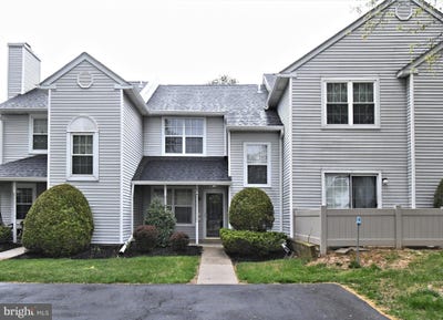 /international/us/43-everett-drive-newtown-pa-110107898037/