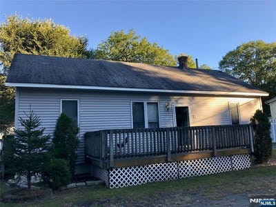 /international/us/1-cedar-lane-paramus-nj-110107788249/