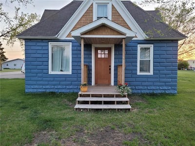 /international/us/97-elm-avenue-s-ottertail-mn-110106528533/