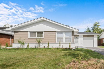 /international/us/3216-maple-lane-hazel-crest-il-110120516861/