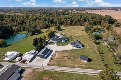 /international/us/5372-township-road-117-mount-gilead-oh-110109160278/