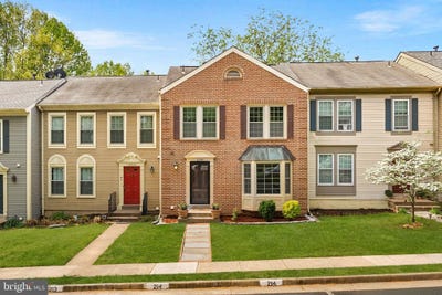 /international/us/12541-alder-woods-drive-fairfax-va-110107400119/
