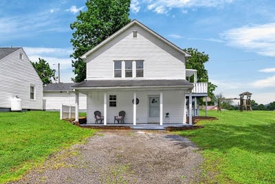 /international/us/417-staley-st-marion-va-110109494935/