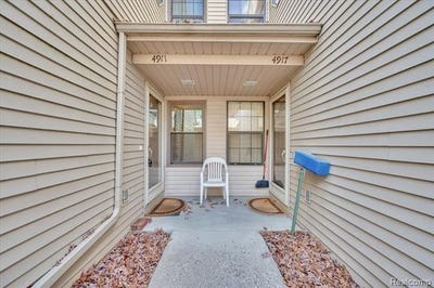 /international/us/4911-oak-hill-drive-waterford-twp-mi-110103258796/