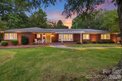 /international/us/615-rutledge-avenue-rock-hill-sc-110108572415/