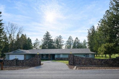 /international/us/1645-pine-grove-road-klamath-falls-or-110108194738/