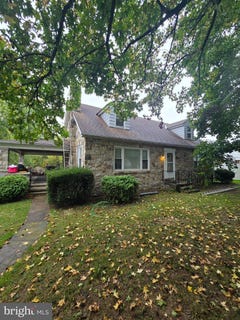 /international/us/5692-allentown-pike-reading-pa-110120607876/