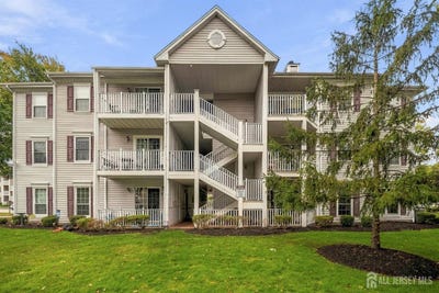 /international/us/235-kempsey-drive-north-brunswick-nj-110120616285/