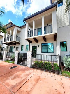 /international/us/4278-nw-82nd-ave-doral-fl-110093073780/