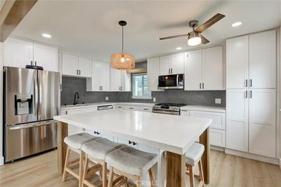 /international/us/33288-landerville-lake-elsinore-ca-110110317160/