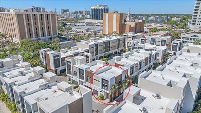 /international/us/232-cosmopolitan-court-sarasota-fl-110098150488/