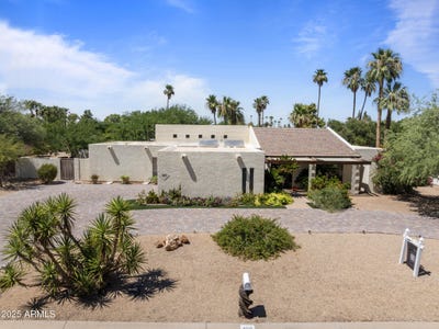 /international/us/460-e-estero-lane-litchfield-park-az-110098327298/