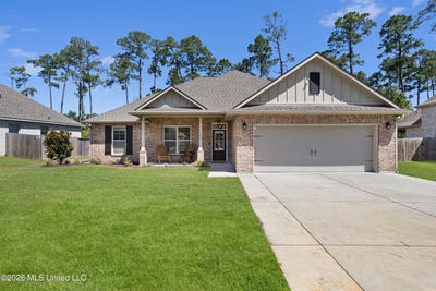 /international/us/11656-brookstone-drive-ocean-springs-ms-110108751813/