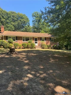 /international/us/406-bunker-circle-sandston-va-110108859220/