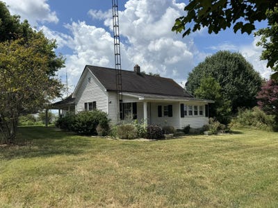/international/us/25-burd-road-russell-springs-ky-110101193973/
