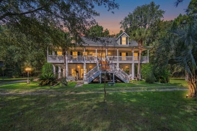 /international/us/7909-edingsville-beach-road-edisto-island-sc-110120123294/