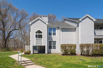 /international/us/91-crown-knoll-court-groton-ct-110107744981/