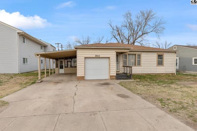 /international/us/910-e-11th-ave-hutchinson-ks-110108030090/