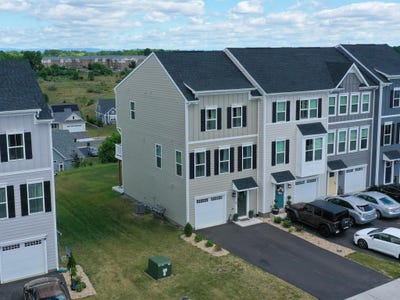 /international/us/28-iron-horse-ln-fishersville-va-110108852889/
