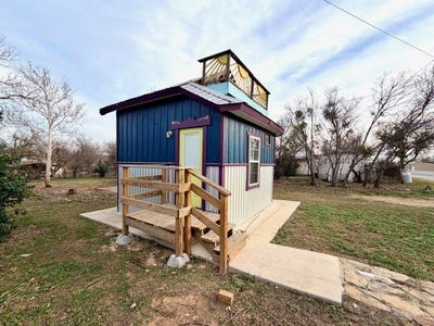 /international/us/1608-school-street-goldthwaite-tx-110104627252/