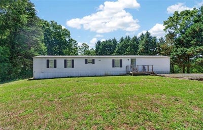/international/us/1709-bud-tilley-road-pinnacle-nc-110108540461/