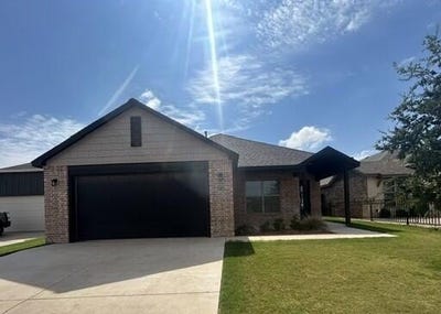 /international/us/135-buckingham-avenue-wolfforth-tx-110108906328/