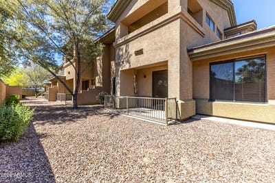 /international/us/705-w-queen-creek-road-chandler-az-110106560611/