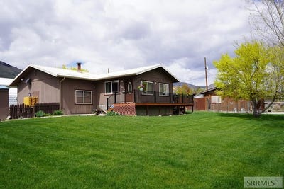 /international/us/1305-leadore-avenue-salmon-id-110099167188/