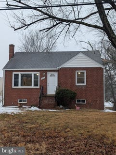 /international/us/6520-old-carolina-road-haymarket-va-110105784263/