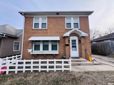 /international/us/625-n-lafayette-street-macomb-il-110104519142/