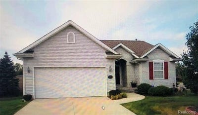 /international/us/1130-creekside-court-burton-mi-110100582079/