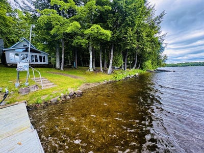 /international/us/88-whites-pond-road-palmyra-me-110100392262/